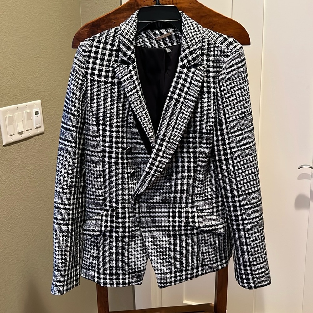 Ladies, black and white tweed jacket